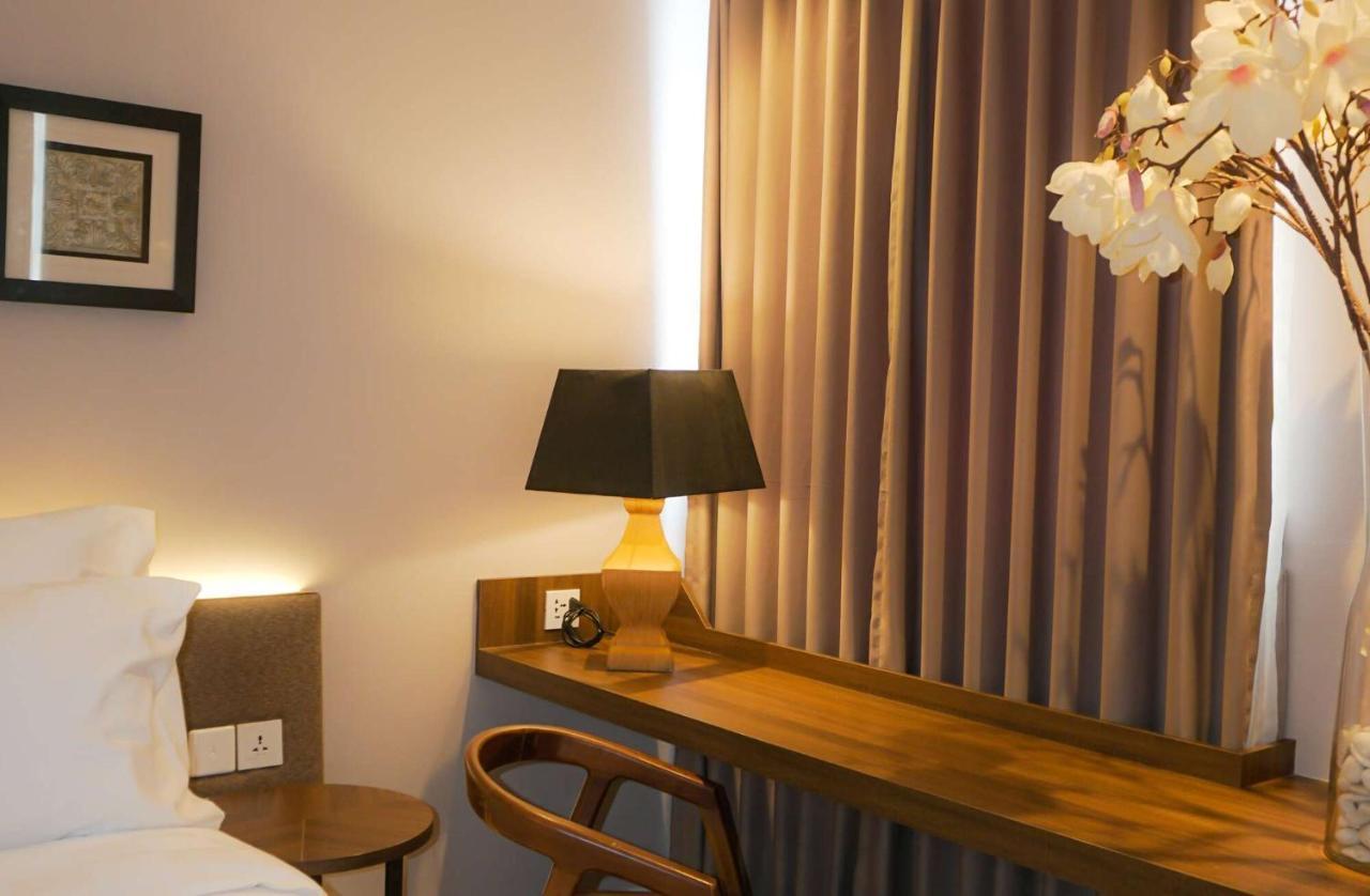 Tuscany Boutique Hotel South Tangerang Kültér fotó